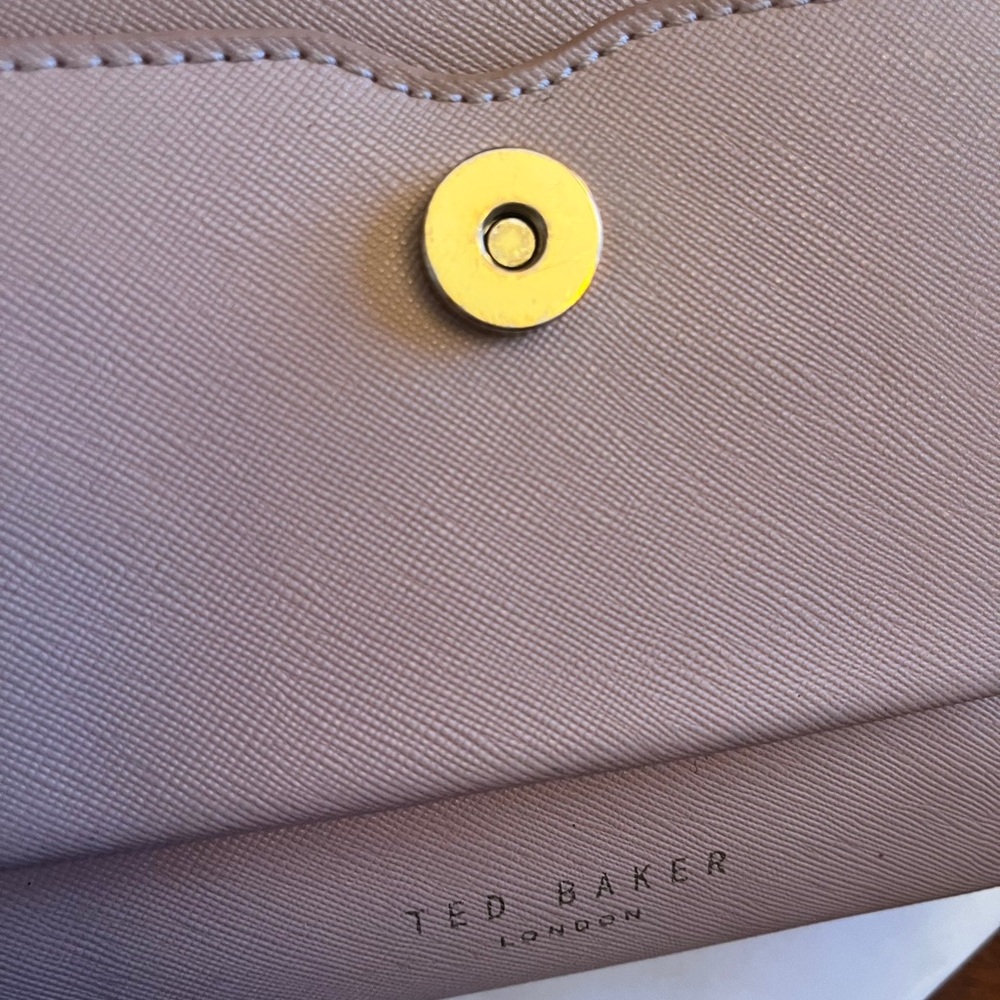 Ted Baker London Blush Pink & Black Structured Top-Handle/Crossbody Bag (EUC) - Picture 15 of 16